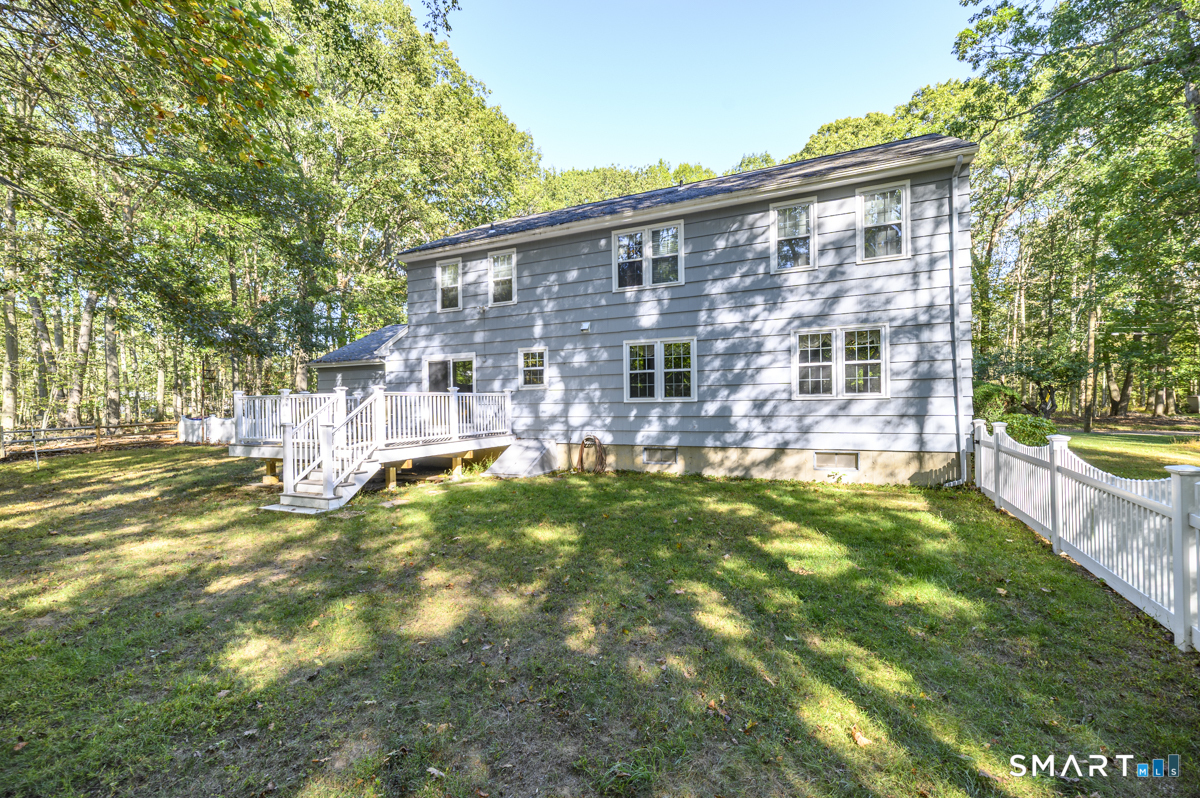 41 Catherine Street Trumbull, CT 06611 - Photo 20 of 37