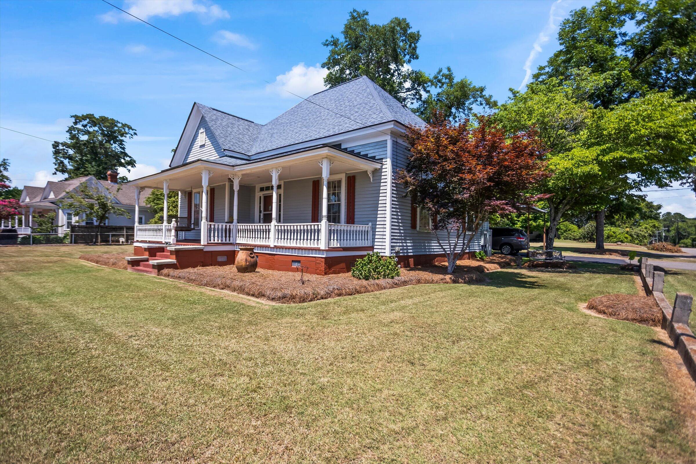 818 Calhoun Street Johnston, SC 29832 - Photo 3 of 49