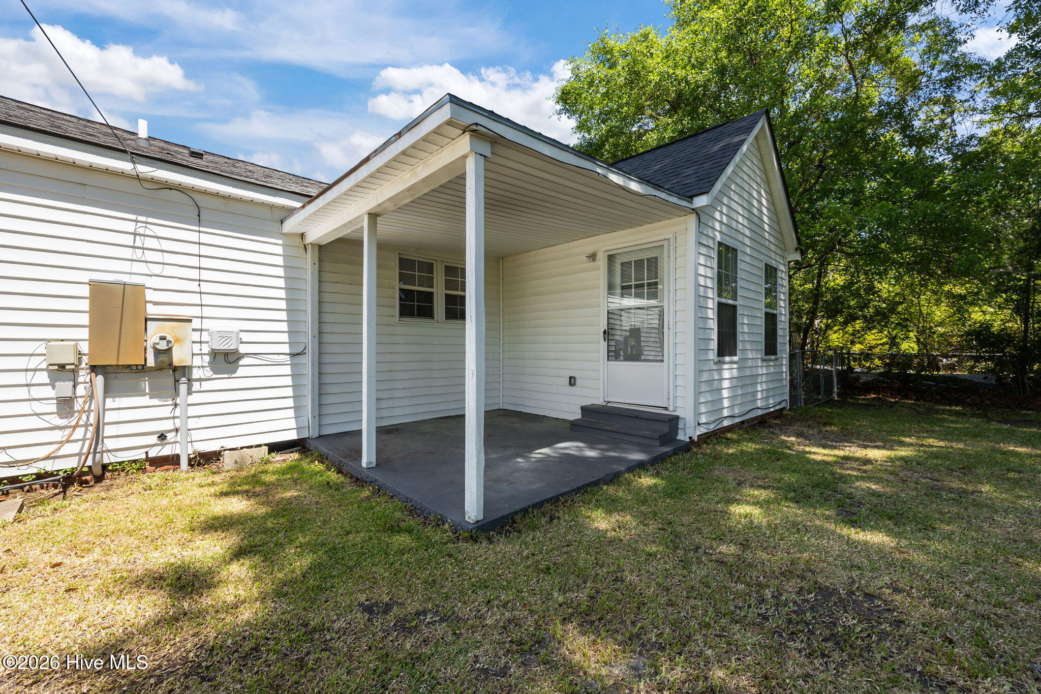 321 Miller Boulevard Havelock, NC 28532 - Photo 19 of 24 Covered Back Patio