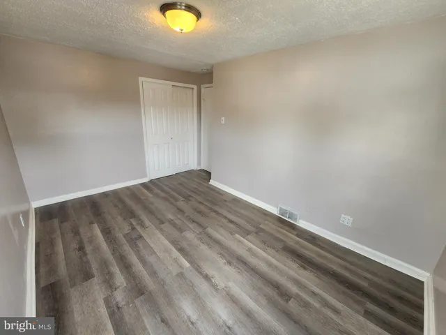 $2,000 | 926 Alcyon Drive, Bellmawr, NJ 08031