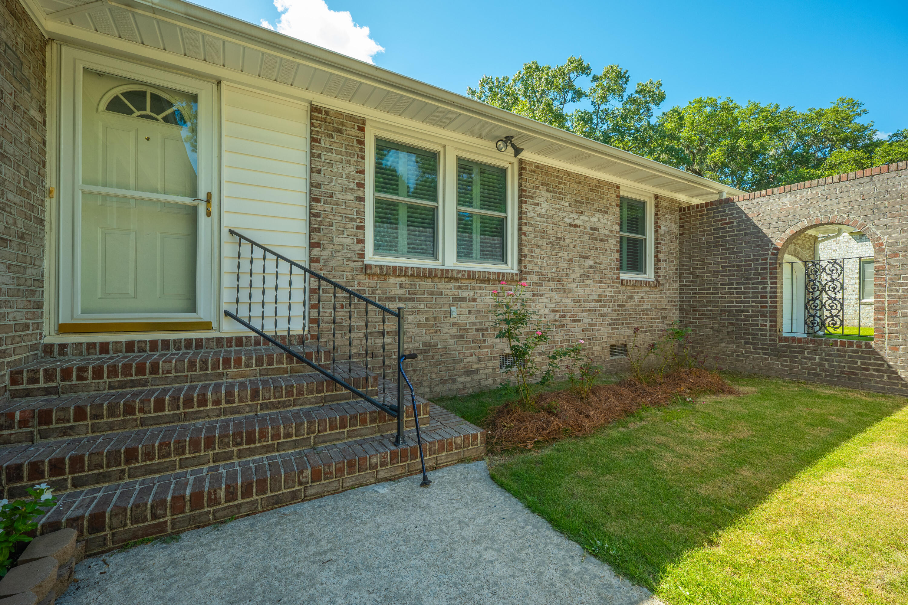 1019 Yeamans Hall Road Hanahan, SC 29410 - Photo 4 of 32 Front Entry