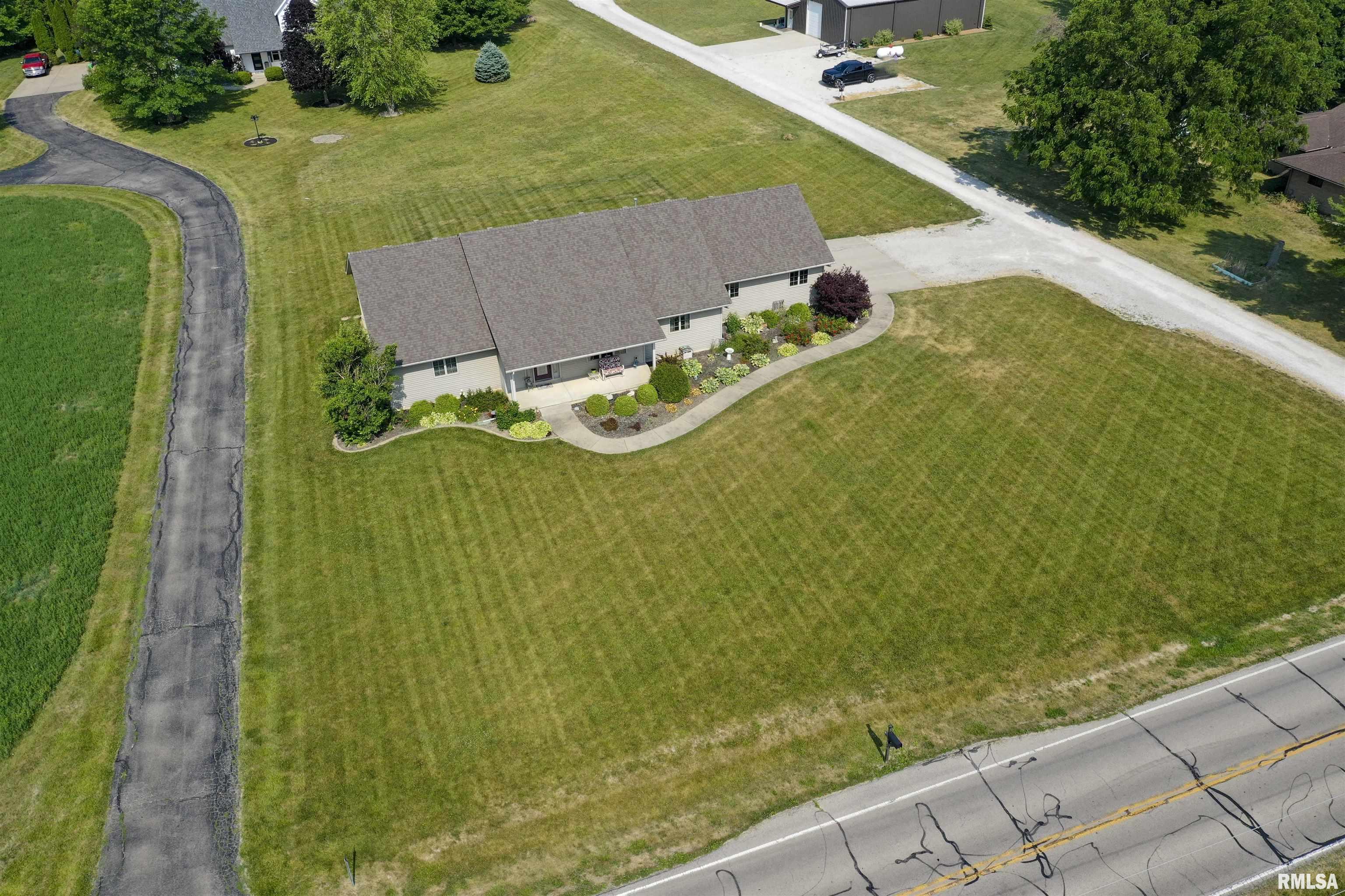 1013 Coal Bank Road Metamora, IL 61548 - Photo 7 of 49