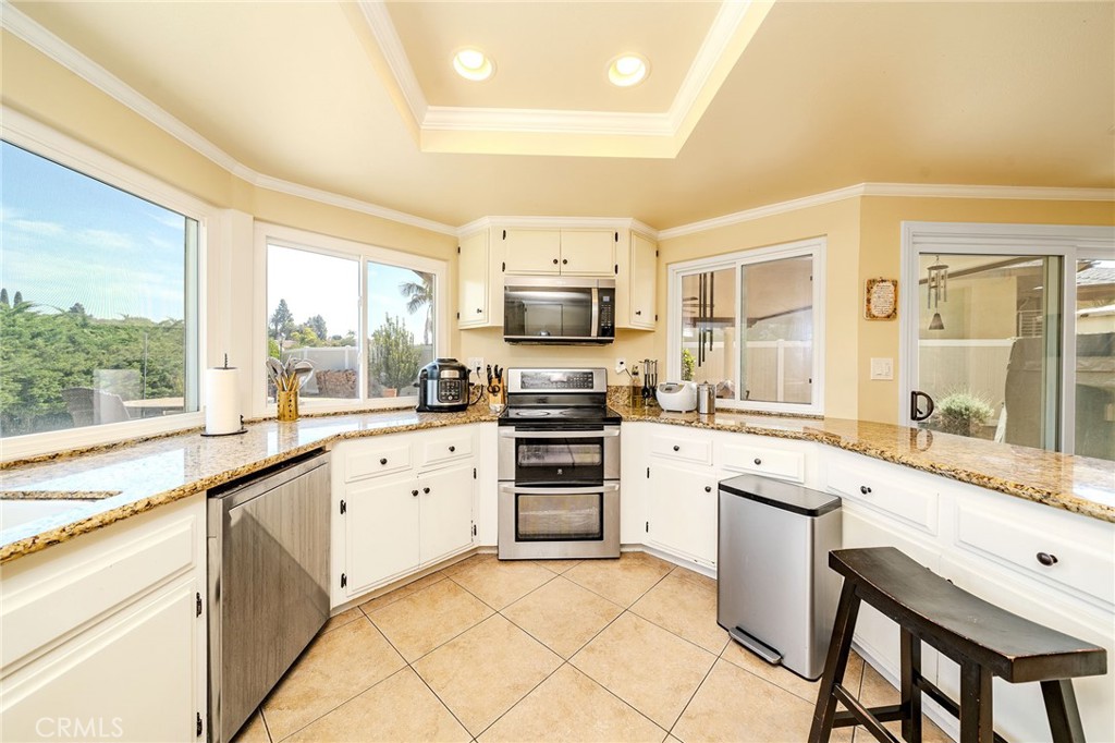 1901 Celeste Lane Fullerton, CA 92833 - Photo 10 of 51