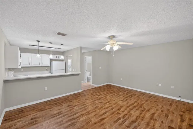 $265,000 | 964 Scenic Oak Lane, Fort Walton Beach, FL 32547