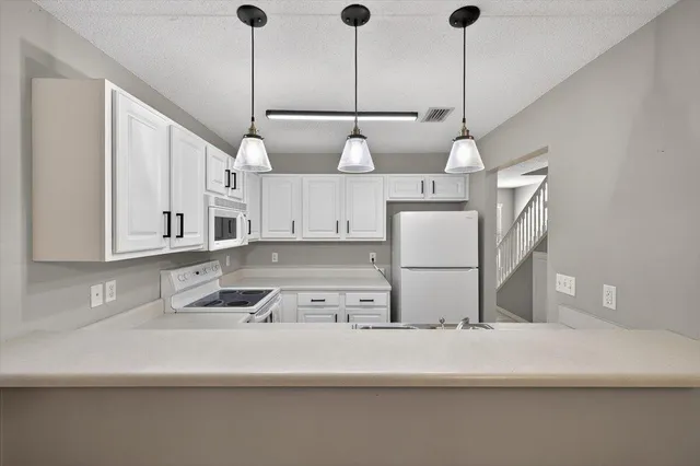 $265,000 | 964 Scenic Oak Lane, Fort Walton Beach, FL 32547