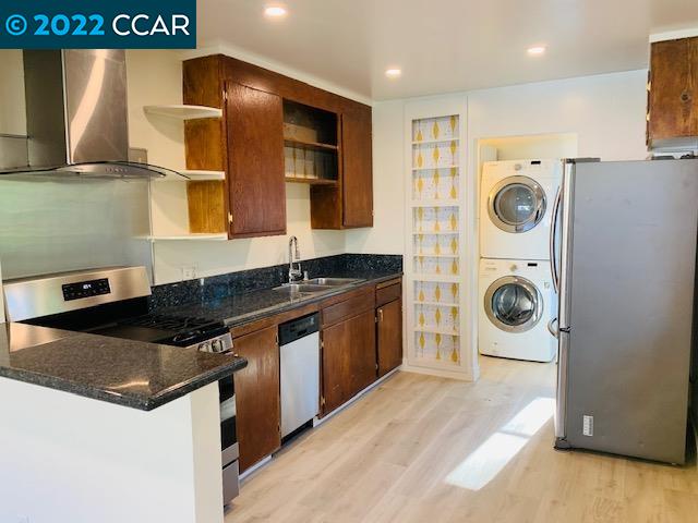 3263 Hillview Lane Lafayette, CA 94549 - Photo 13 of 24 a kitchen with granite countertop a sink and a stove
