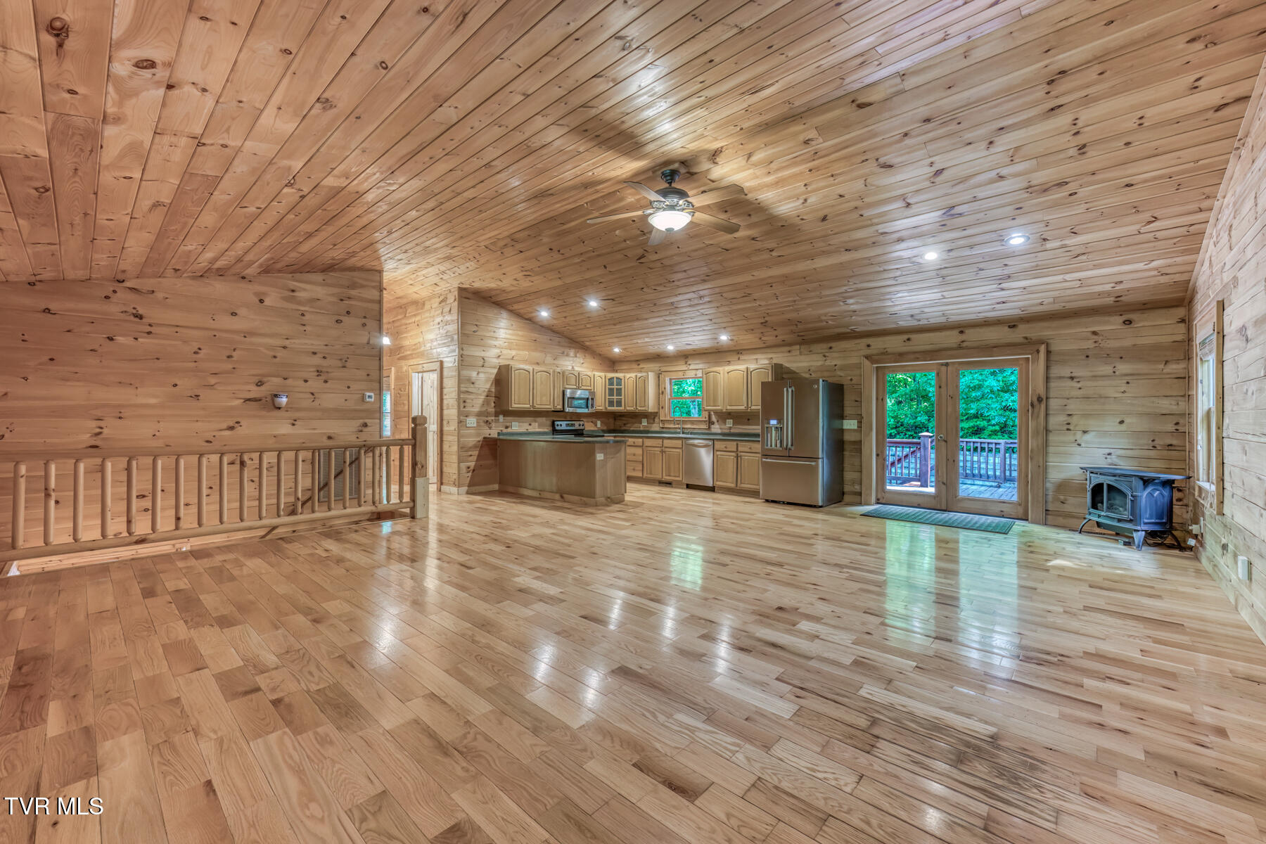 265 Minton Hollow Road Elizabethton, TN 37643 - Photo 8 of 52 265 Minton Hollow Rd-16