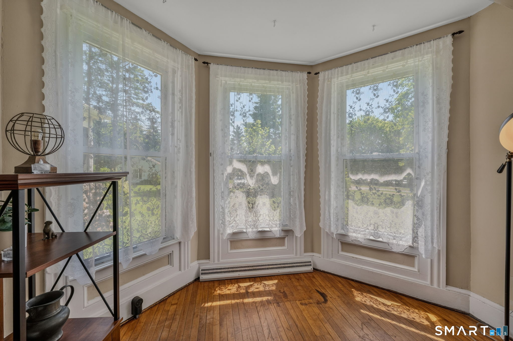 616 Murdock Avenue Meriden, CT 06450 - Photo 13 of 38