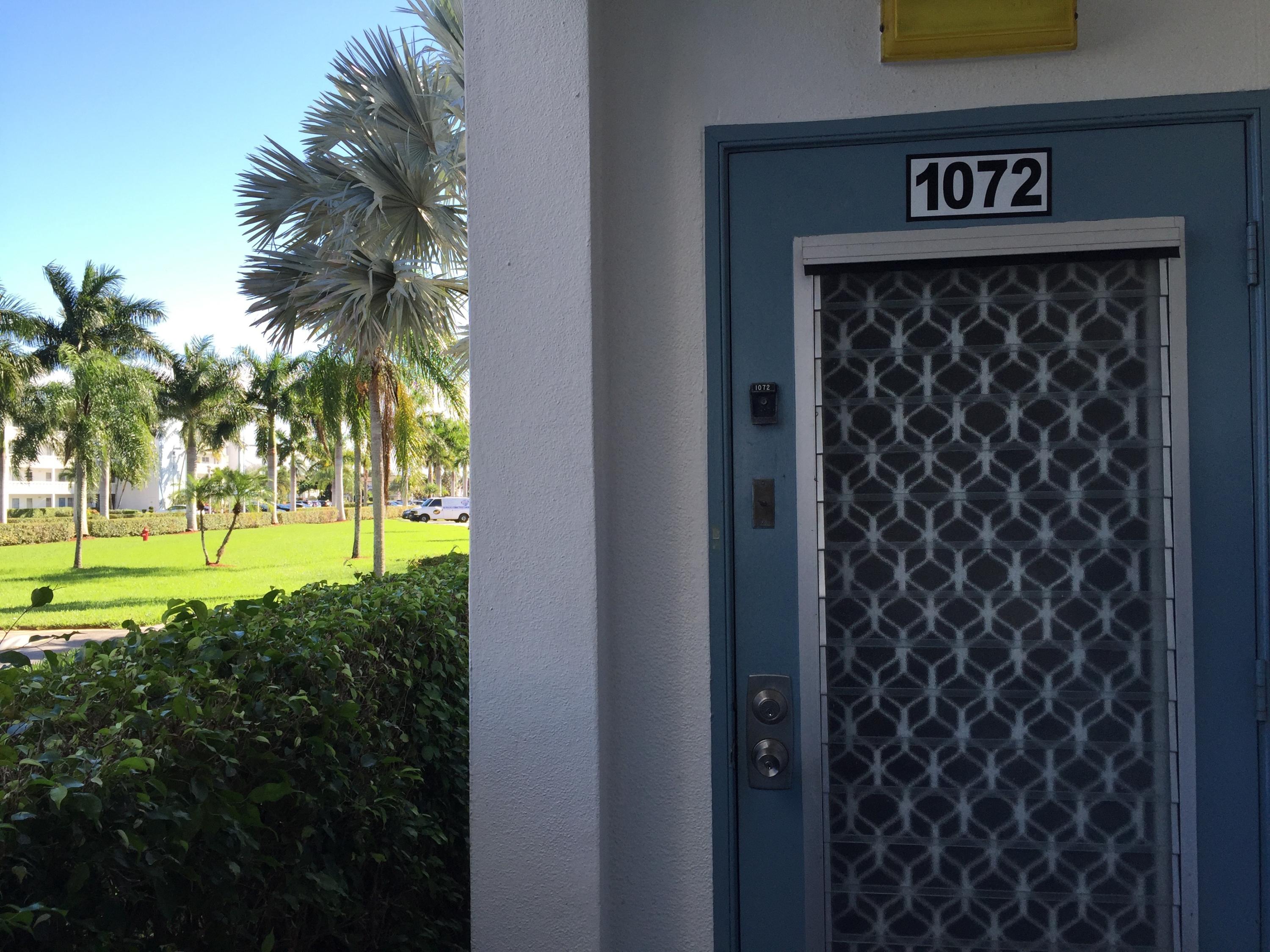 1072 Exeter Boca Raton, FL 33434 - Photo 3 of 32 FRONT DOOR