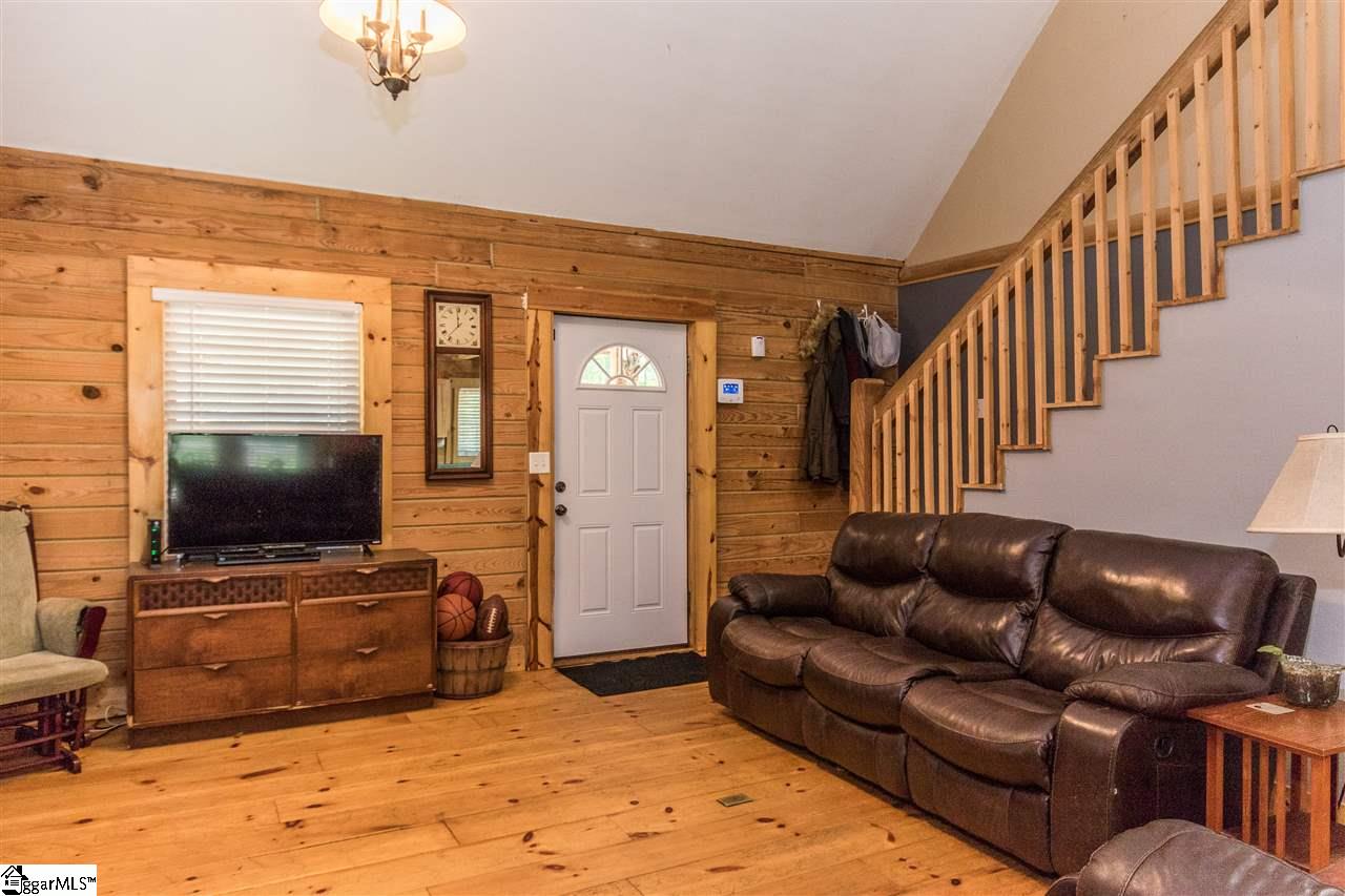 321 Williams Road Pelzer, SC 29669 - Photo 4 of 21