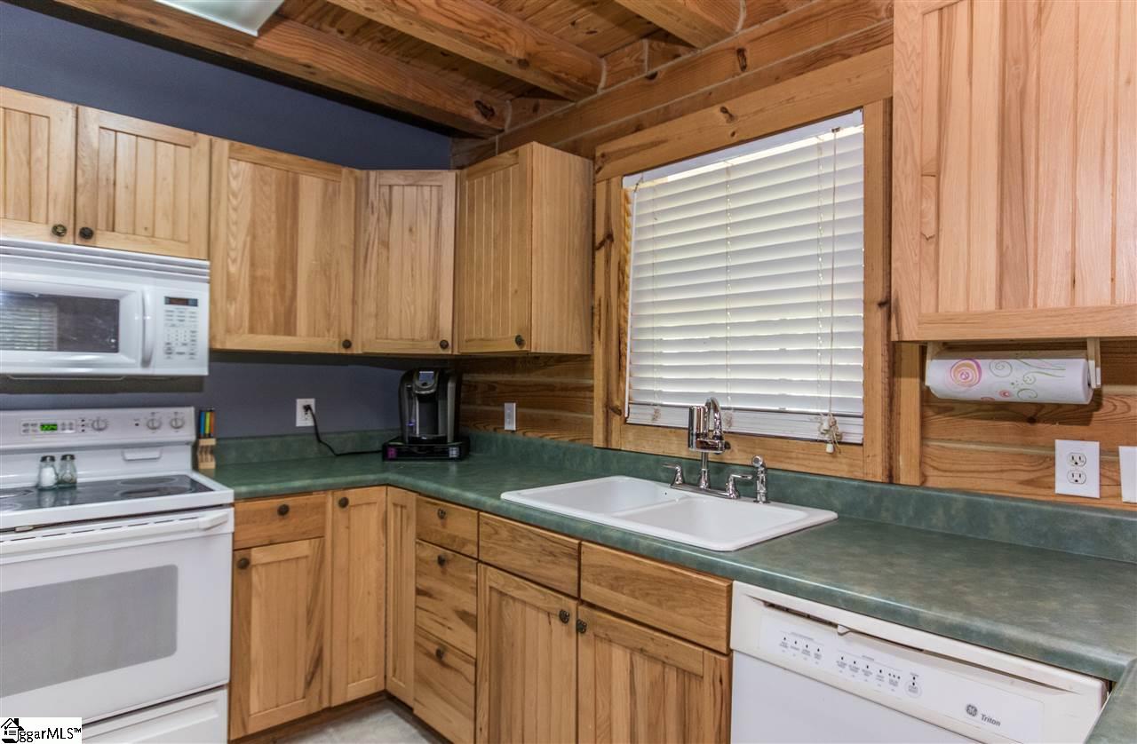 321 Williams Road Pelzer, SC 29669 - Photo 8 of 21