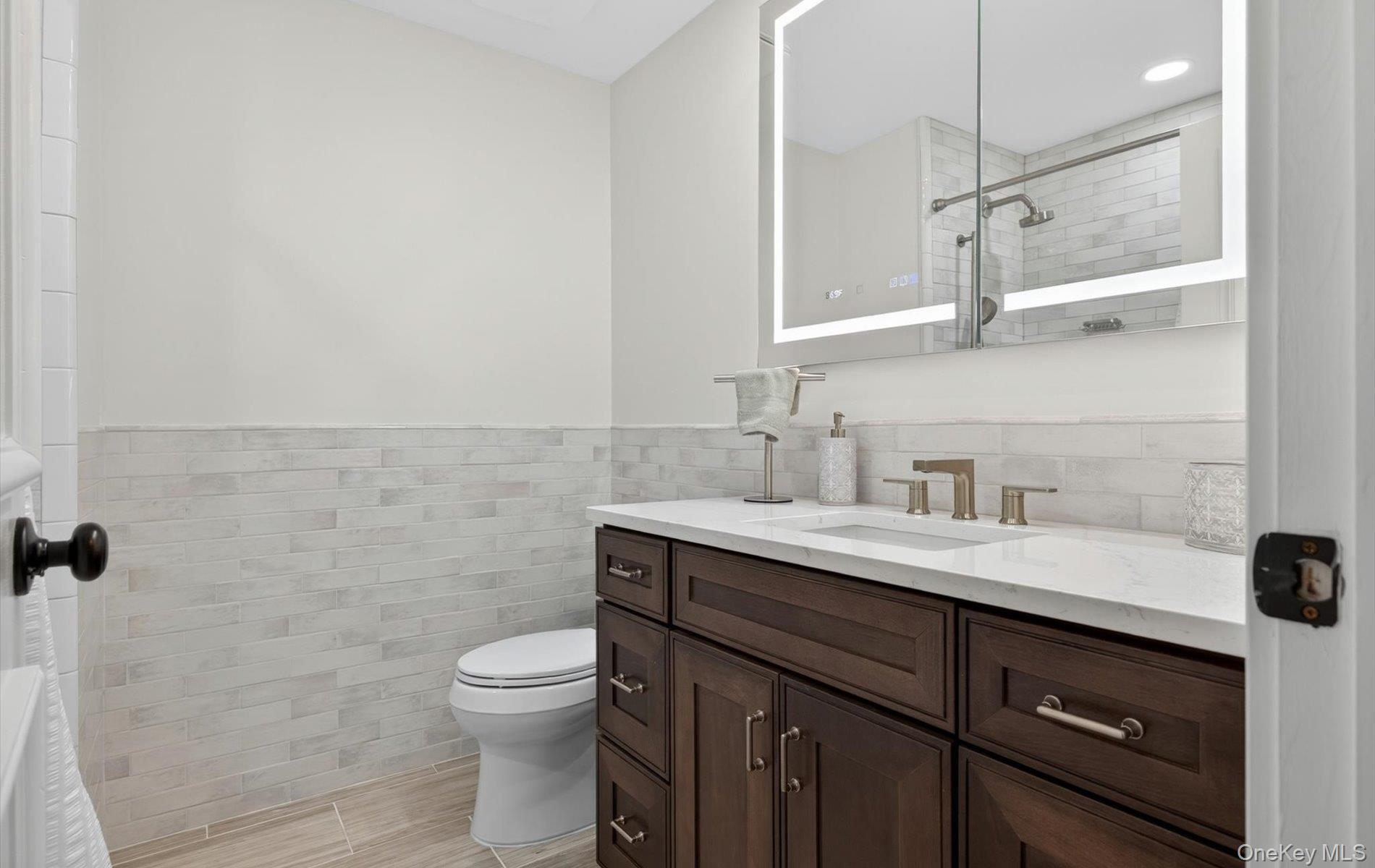 49 Annandale Road Commack, NY 11725 - Photo 29 of 42 Shared Bath Second Floor
