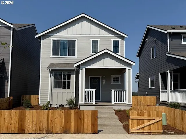 $399,900 | 1211 Parkside Avenue, Woodburn, OR 97071