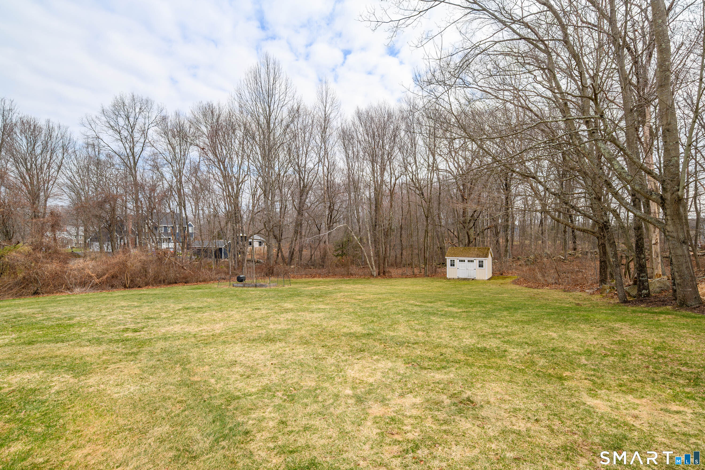20 Charter Ridge Drive Newtown, CT 06482 - Photo 33 of 40 Large back yard with shed.