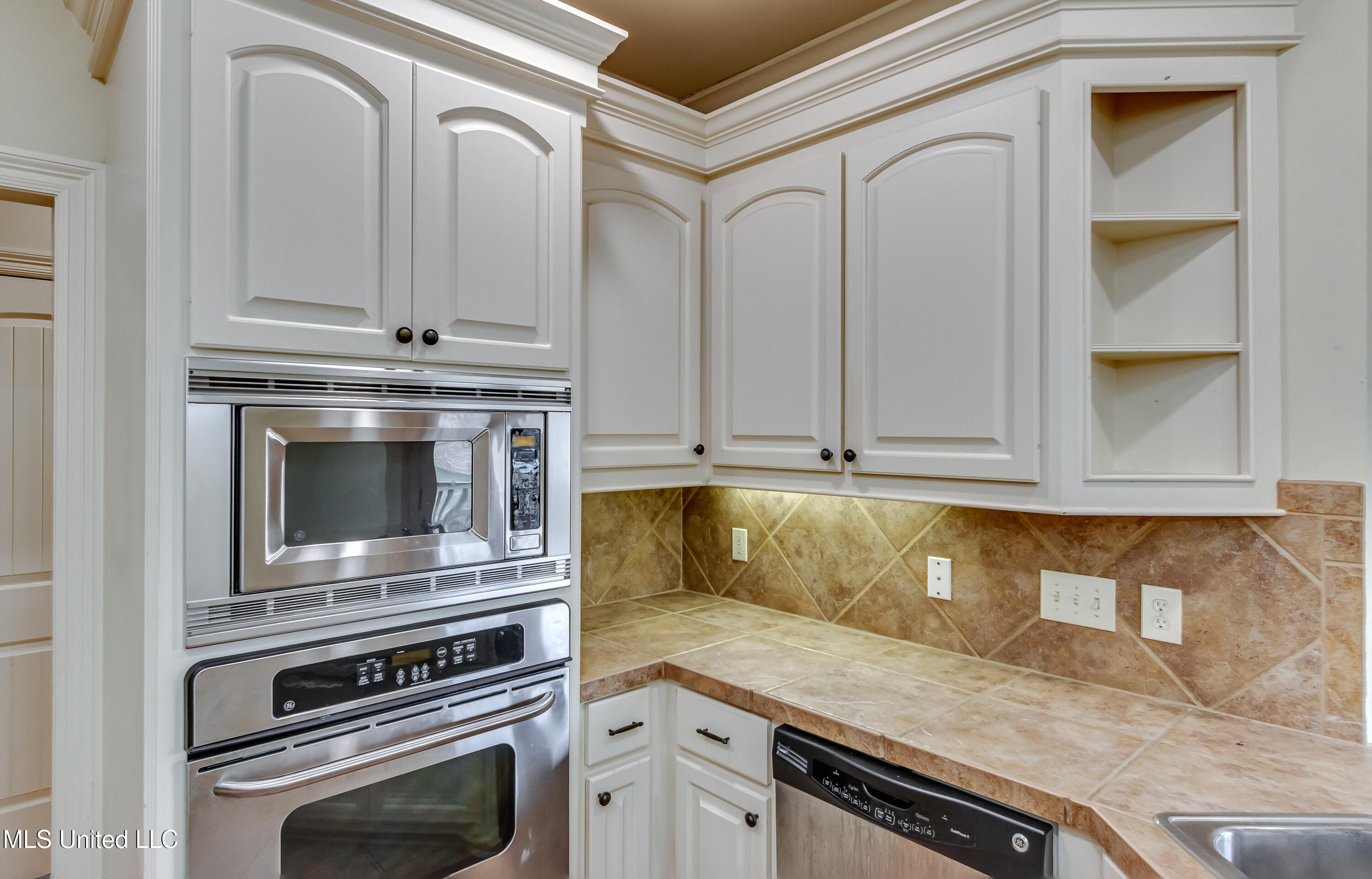 537 Turtle Lane Brandon, MS 39047 - Photo 20 of 43 537 Turtle Ln-33