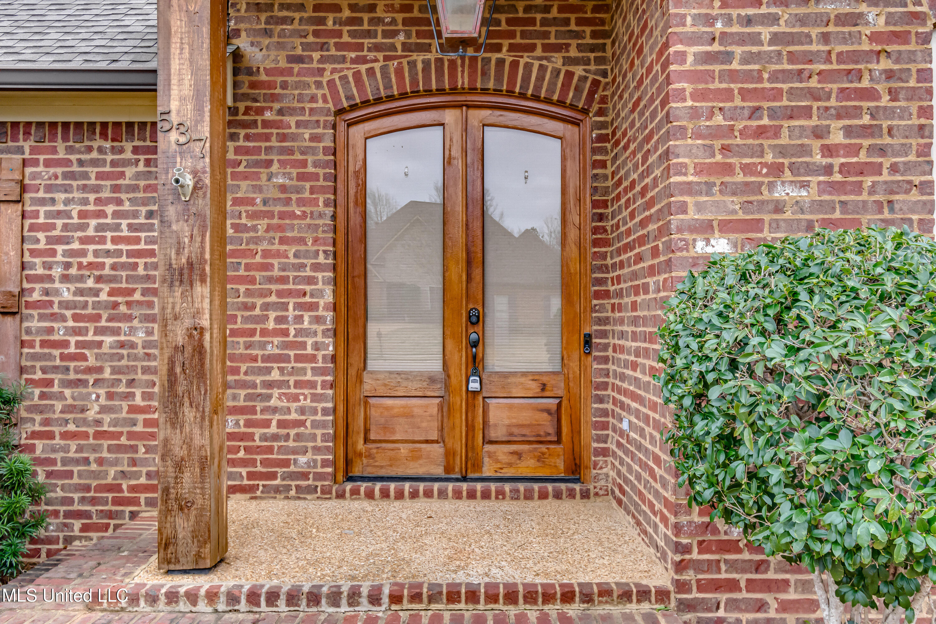 537 Turtle Lane Brandon, MS 39047 - Photo 2 of 43 537 Turtle Ln-1