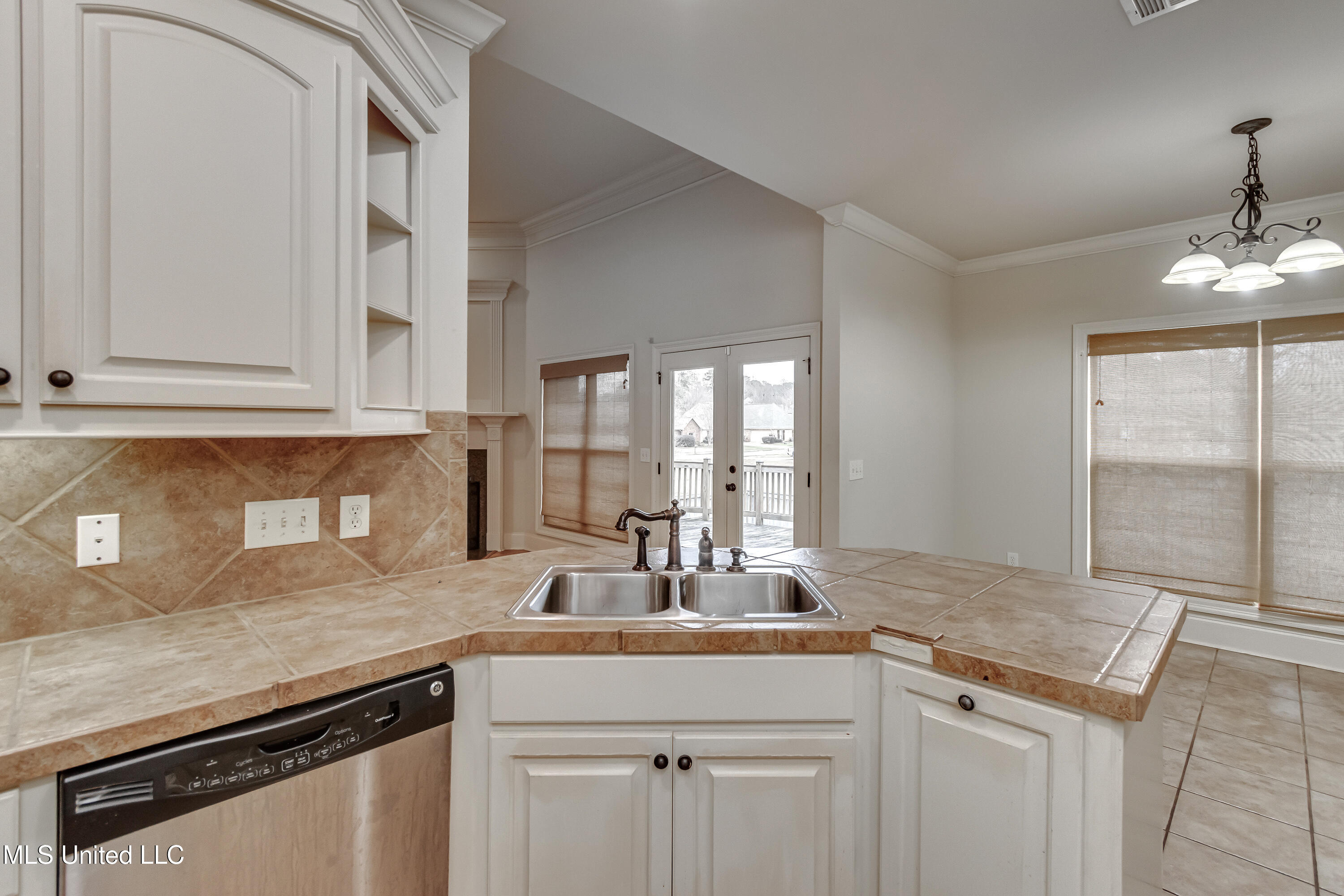 537 Turtle Lane Brandon, MS 39047 - Photo 22 of 43 537 Turtle Ln-35