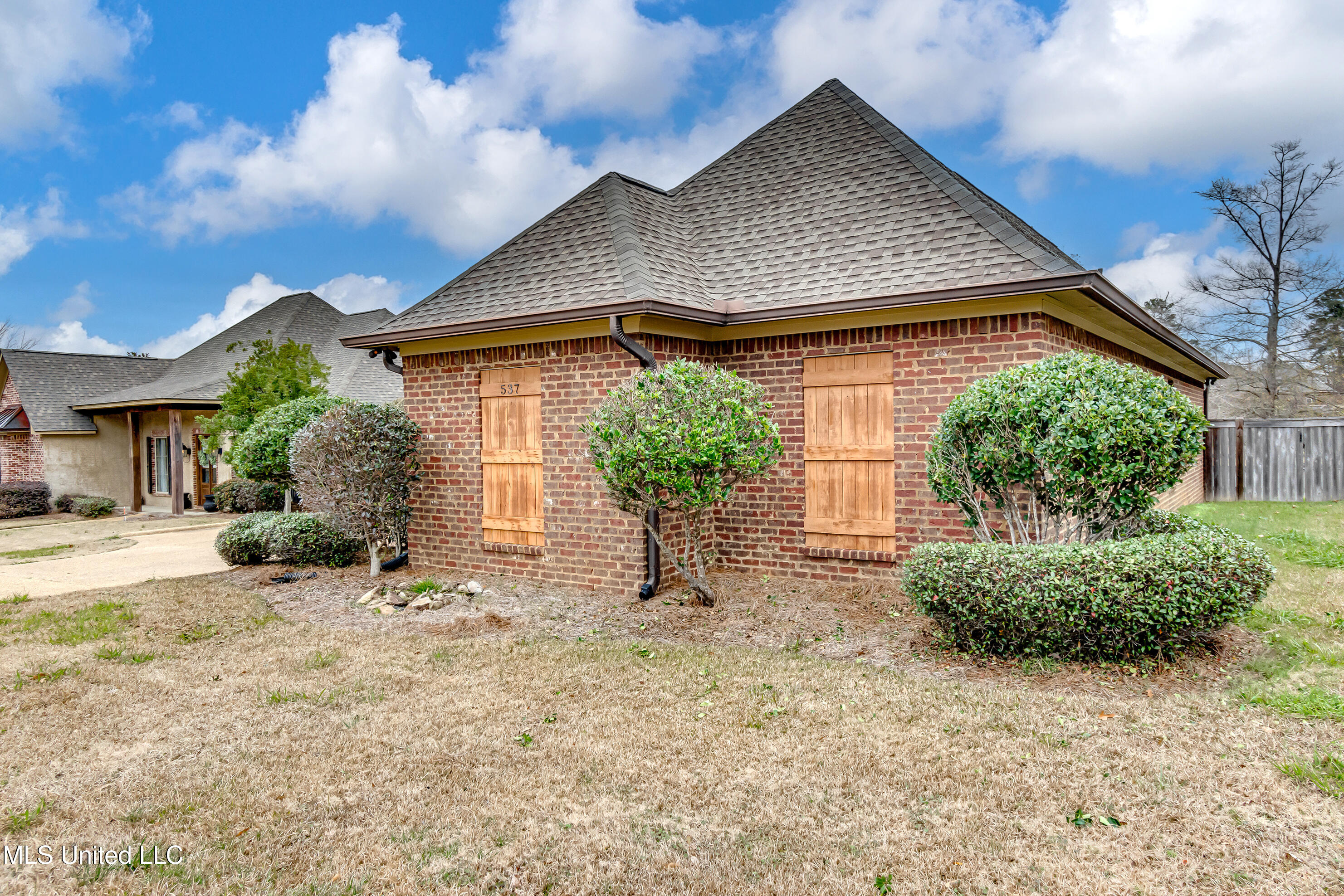 537 Turtle Lane Brandon, MS 39047 - Photo 3 of 43 537 Turtle Ln-6