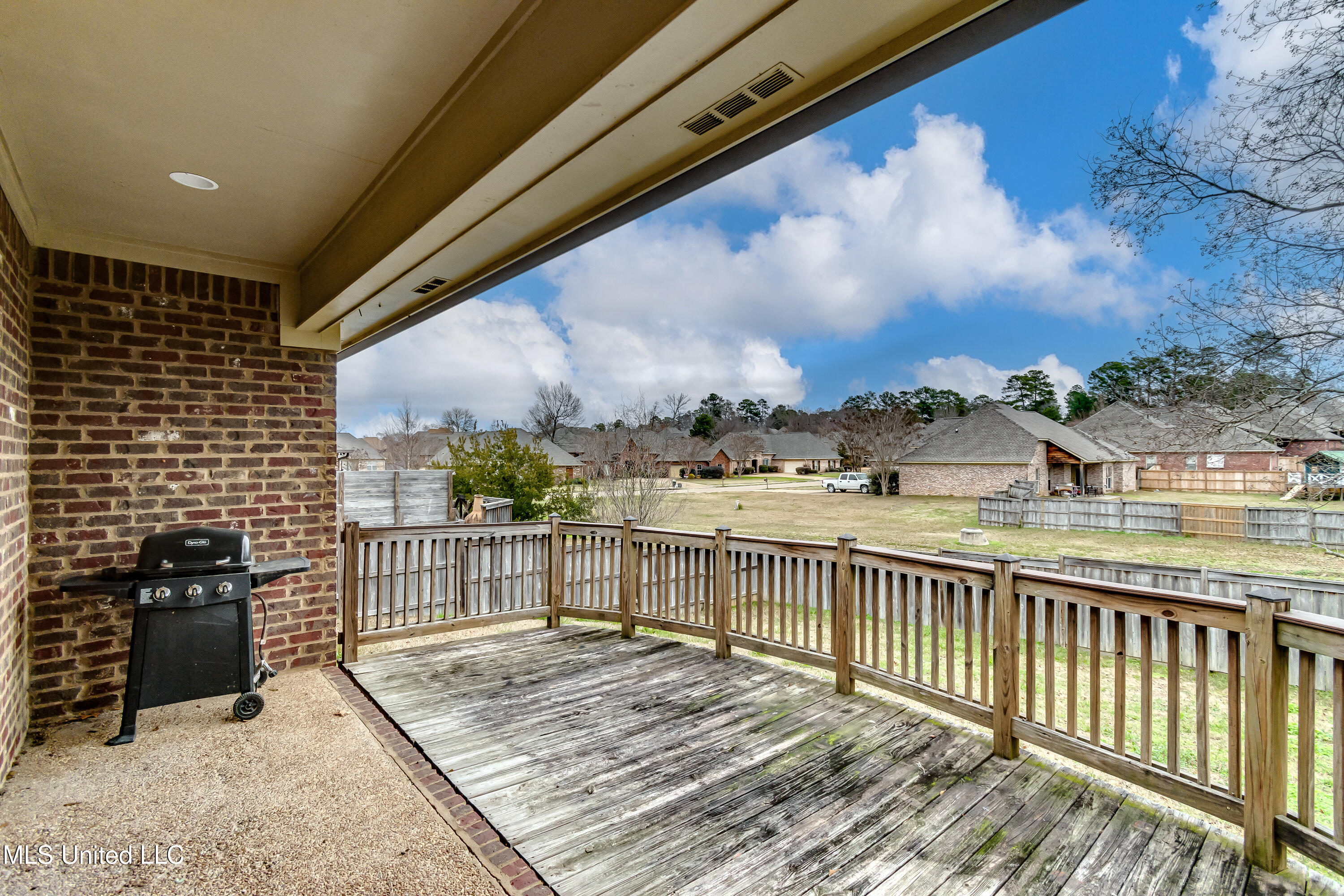 537 Turtle Lane Brandon, MS 39047 - Photo 5 of 43 537 Turtle Ln-13