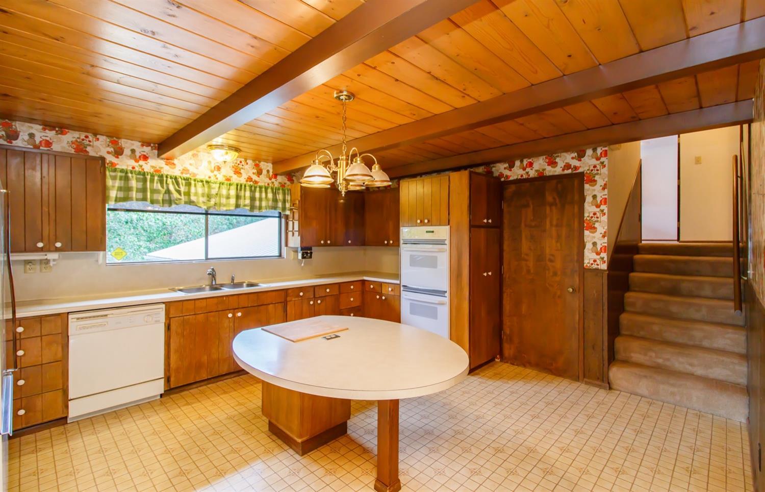 645 Holton Road Talent, OR 97540 - Photo 9 of 35 Additional Photo
