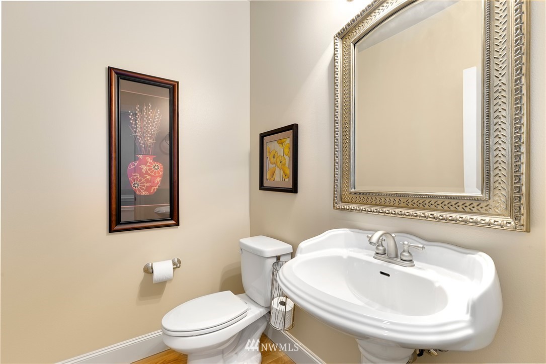 16032 Southeast 137th Terrace Renton, WA 98059 - Photo 12 of 25