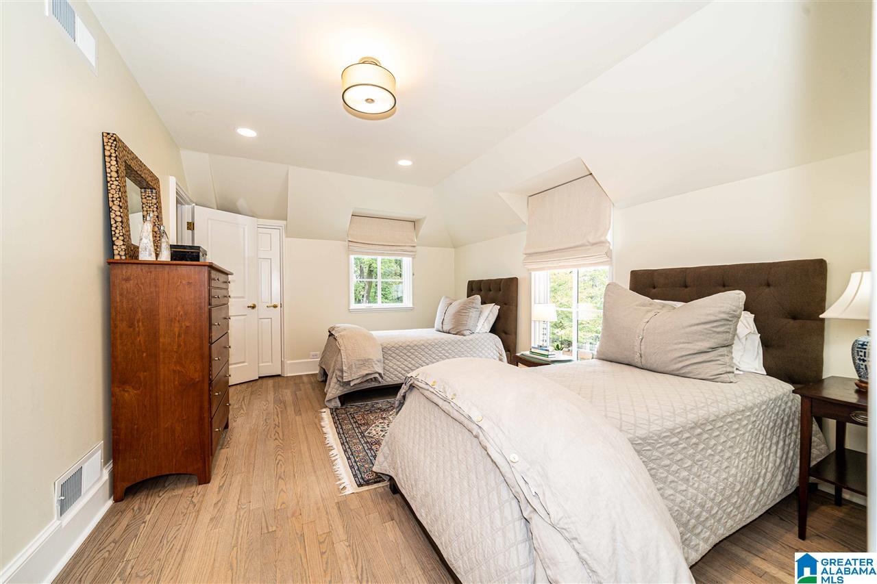 3304 Hermitage Road Birmingham, AL 35223 - Photo 29 of 43
