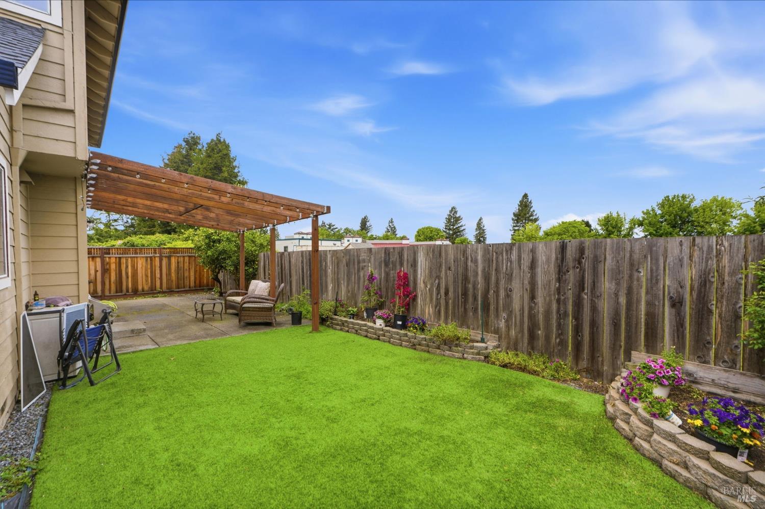 1731 Walnut Creek Drive Santa Rosa, CA 95403 - Photo 20 of 23