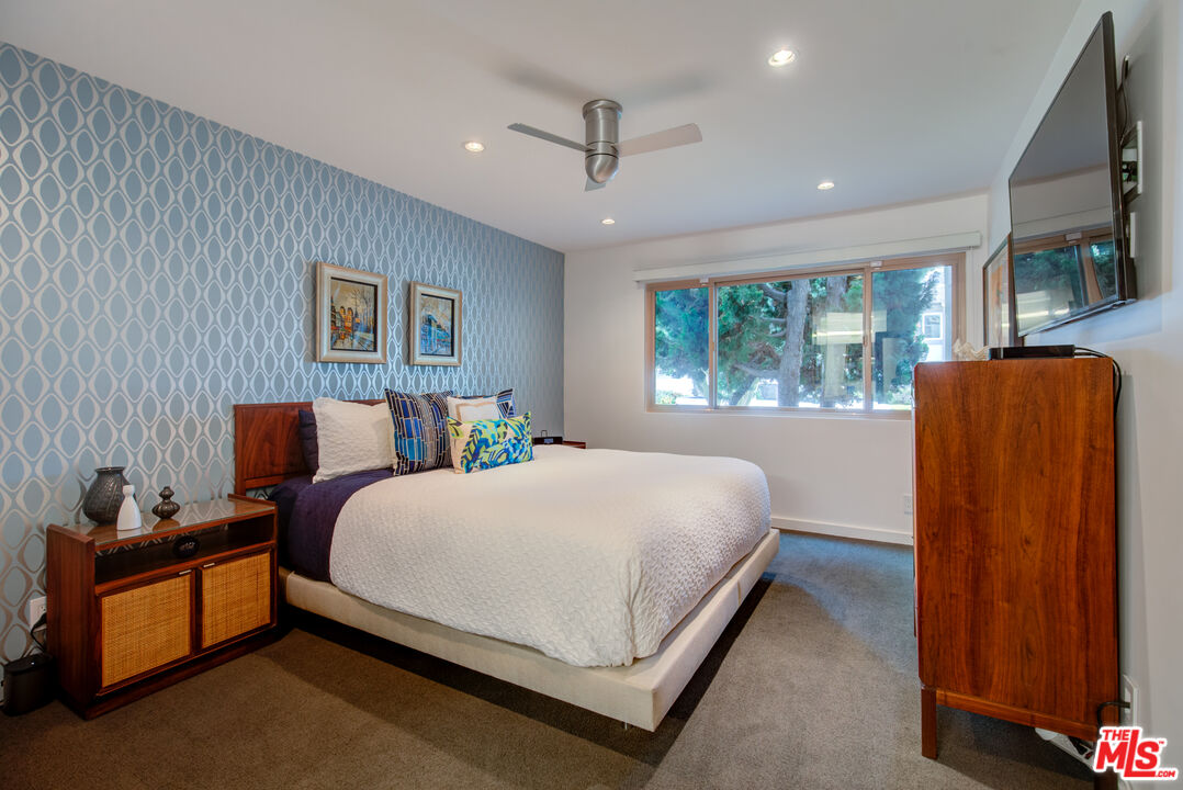 3544 Sunset Lane Oxnard, CA 93035 - Photo 34 of 56 a bed room with a bed and a window