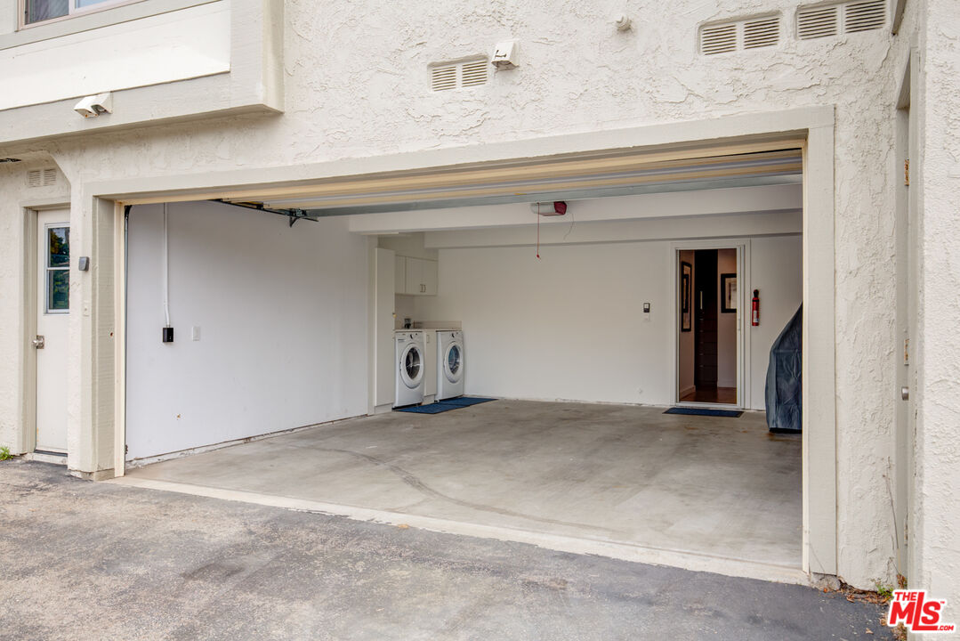 3544 Sunset Lane Oxnard, CA 93035 - Photo 49 of 56 a view of empty room