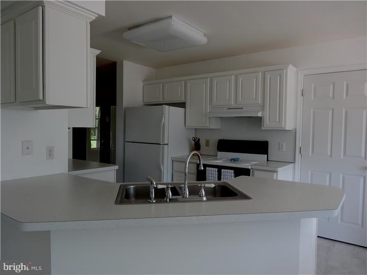 220 New Furnace Road Nottingham, PA 19362 - Photo 4 of 21 Kitchen