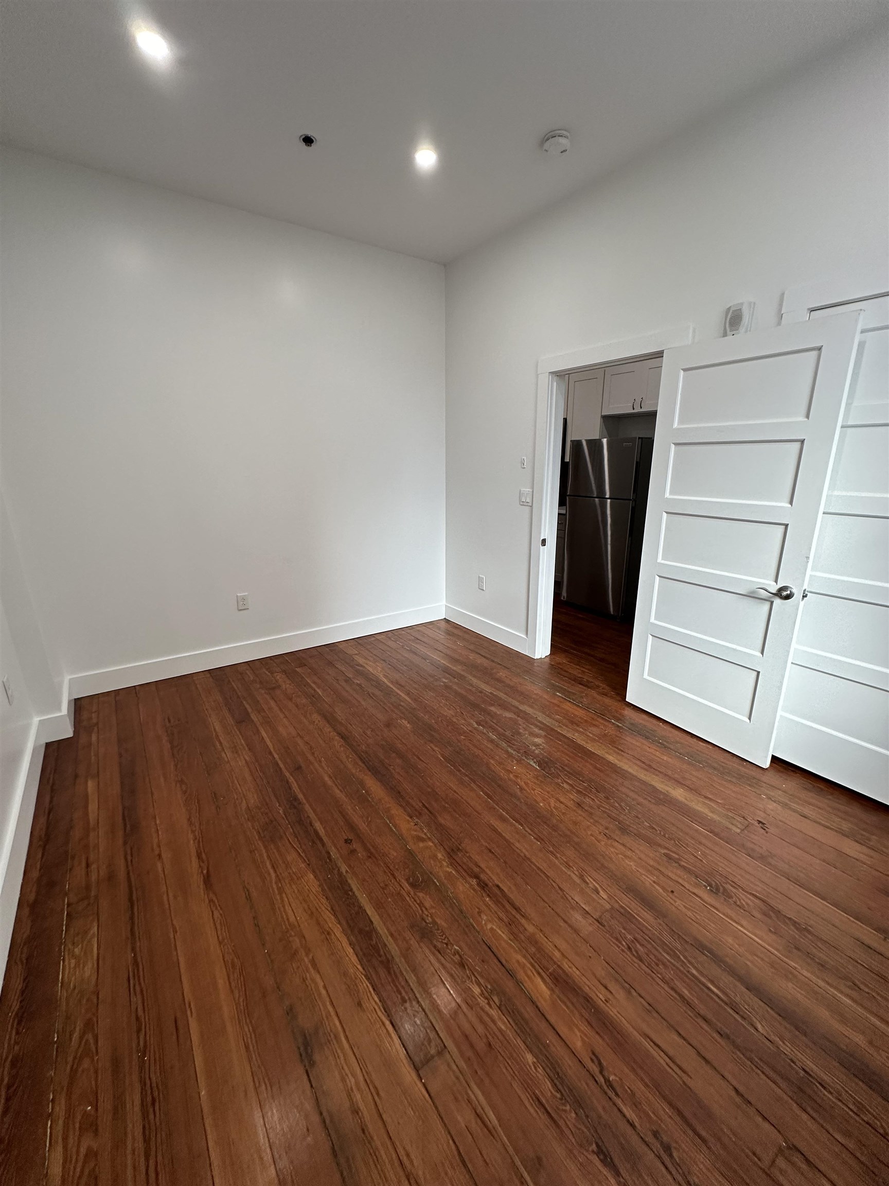 4 Elliot Street, Unit 3 Brattleboro, VT 05301 - Photo 8 of 8