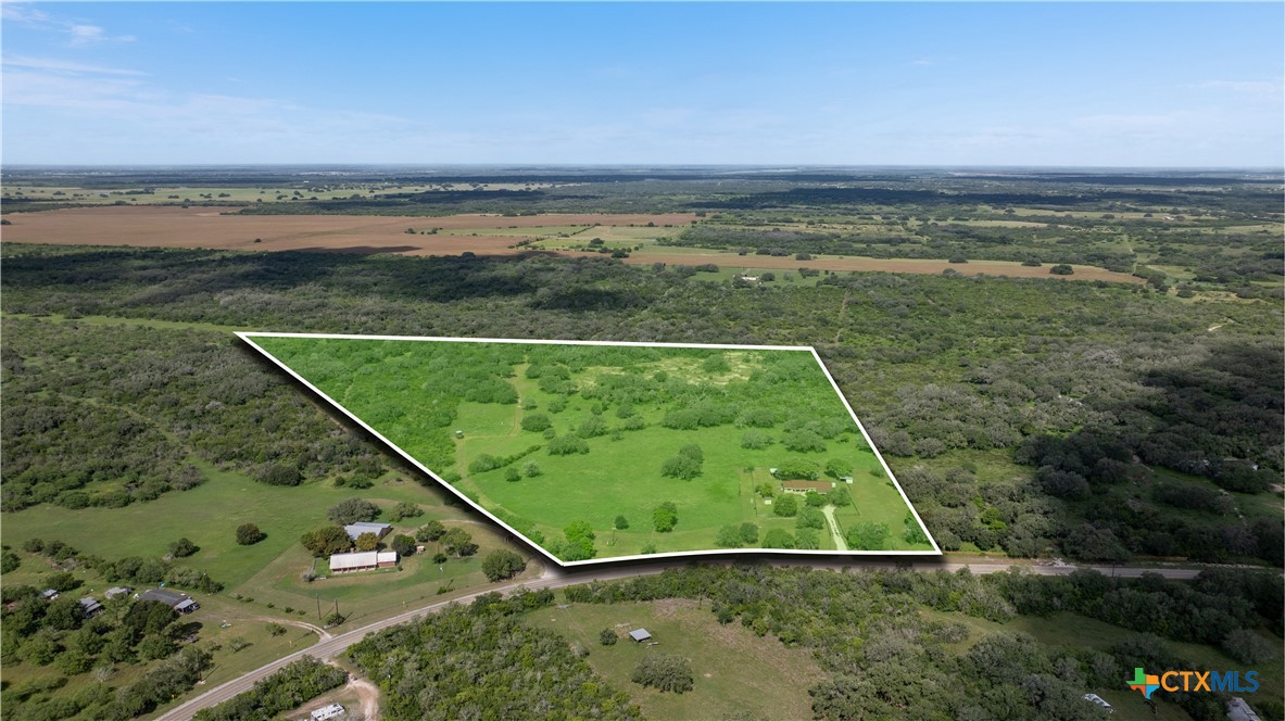 1033 Farm To Market 1351 Goliad, TX 77963 - Photo 4 of 34 a view of a tennis court