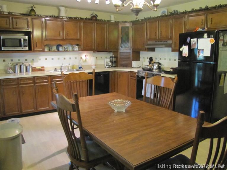 2150 Leonard Road Northwest Corydon, IN 47112 - Photo 4 of 37 Gallery Image 4