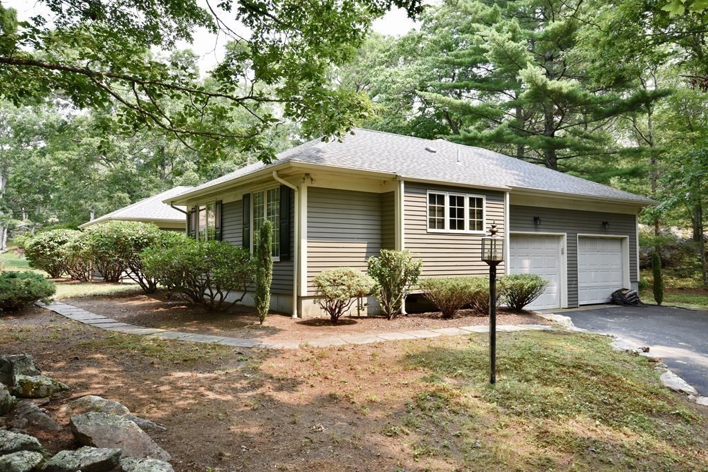 136 Rock O'Dundee Road Dartmouth, MA 02748 - Photo 22 of 30
