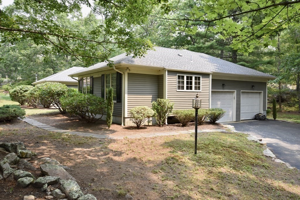 136 Rock O'Dundee Road Dartmouth, MA 02748 - Photo 28 of 30