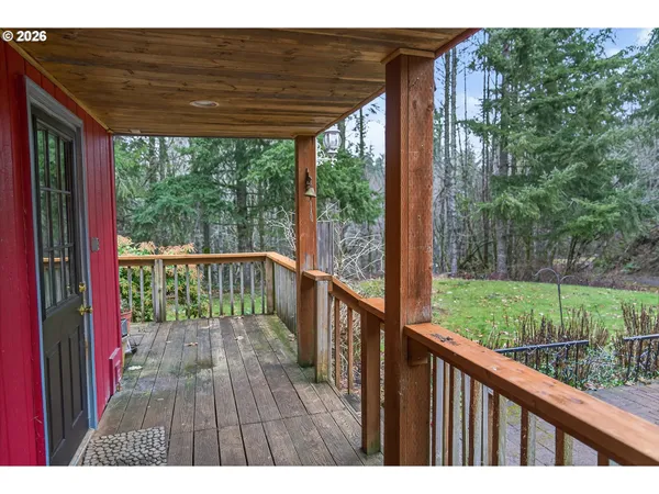 $600,000 | 20284 El Romar Drive Northeast, Scotts Mills, OR 97375