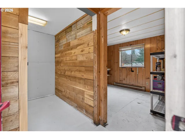 $625,000 | 20284 El Romar Drive Northeast, Scotts Mills, OR 97375