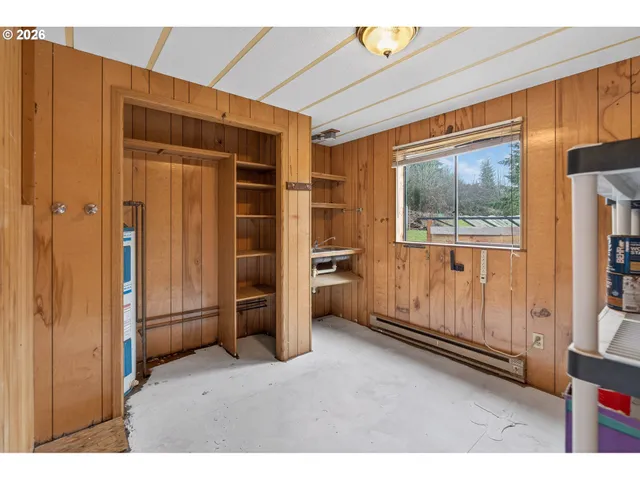 $625,000 | 20284 El Romar Drive Northeast, Scotts Mills, OR 97375