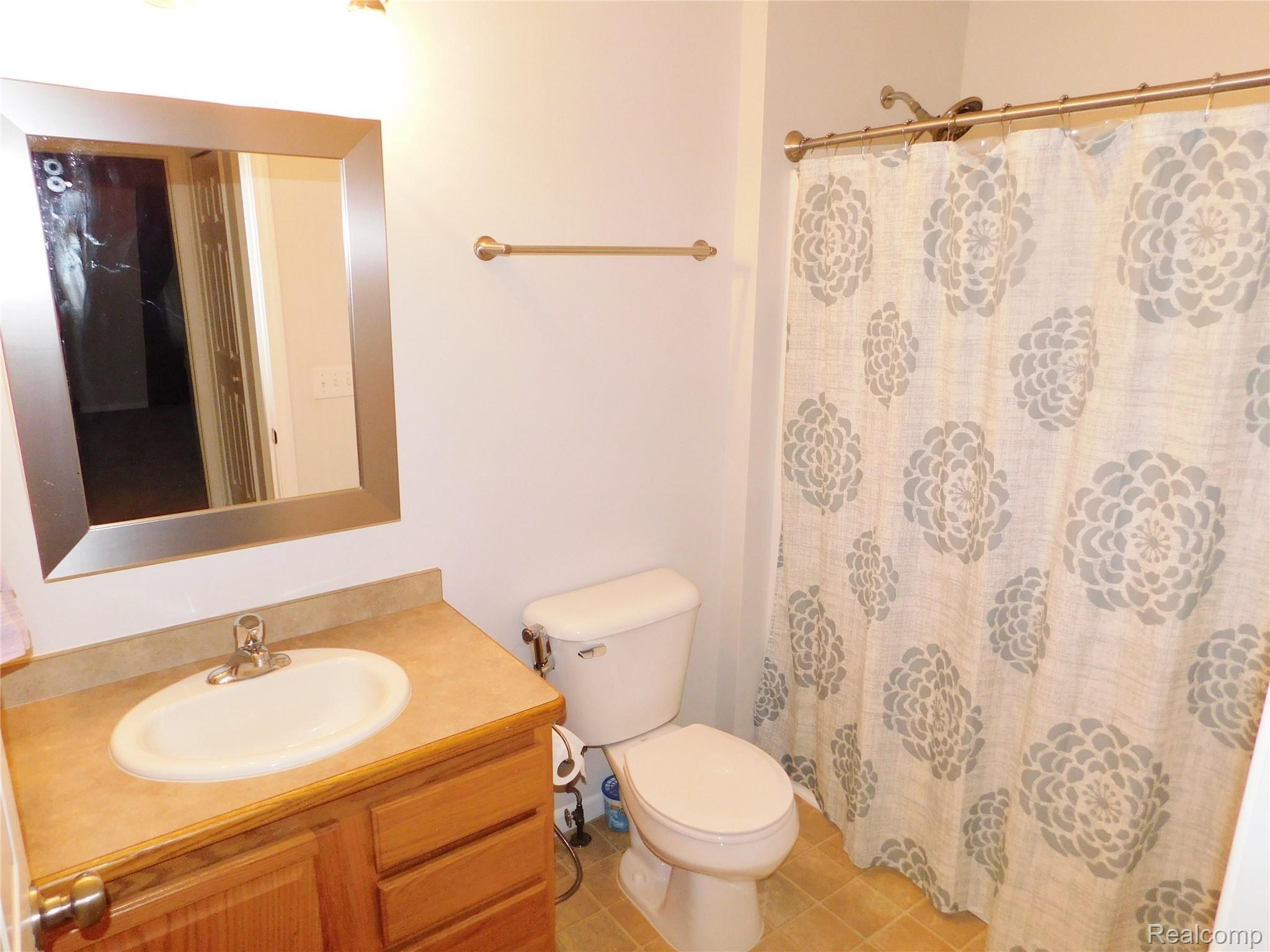 3787 Wheeler Road Fowlerville, MI 48836 - Photo 11 of 13 DSCN0305.JPG