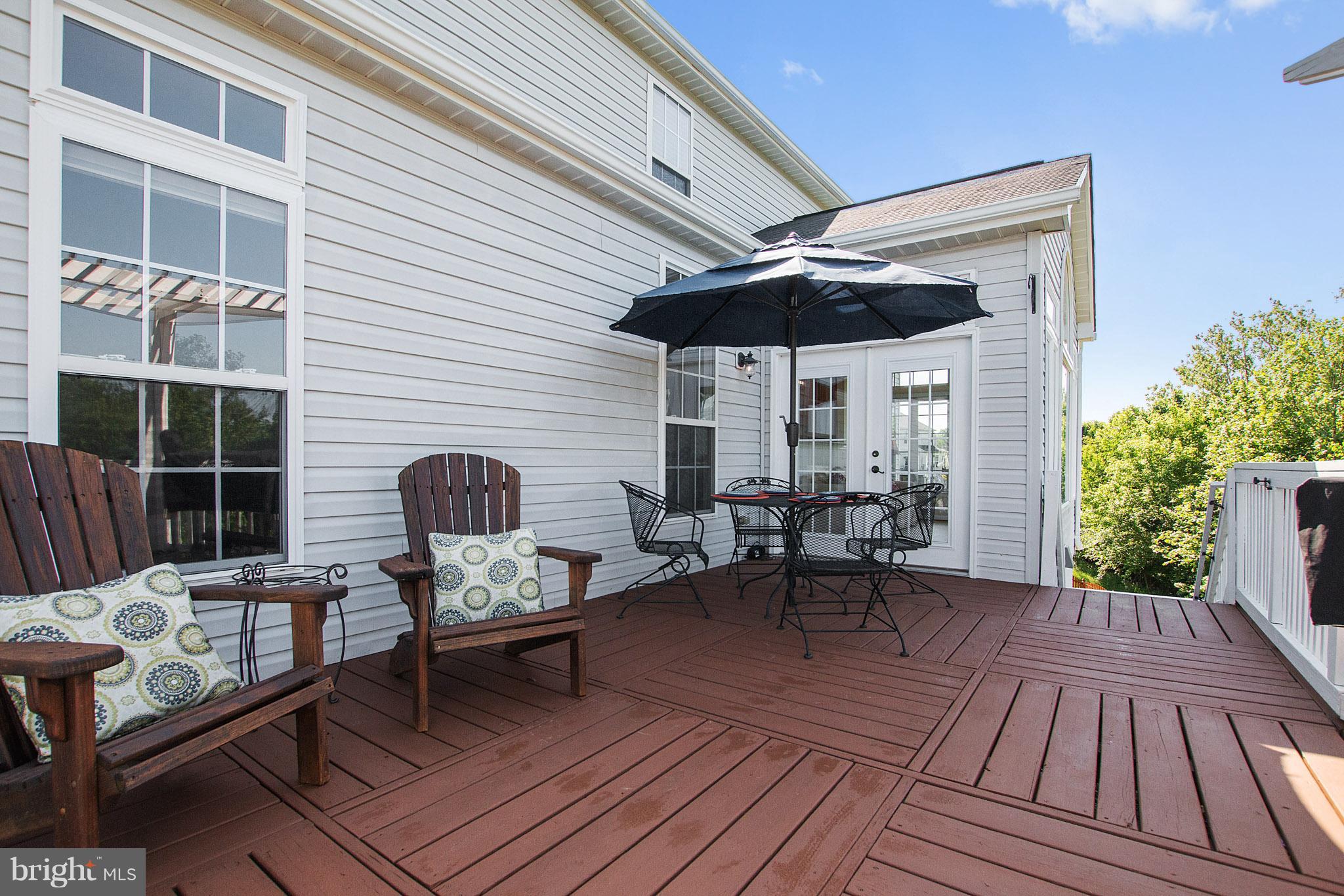 18608 Broken Oak Road Boyds, MD 20841 - Photo 28 of 30 Exterior (Rear)