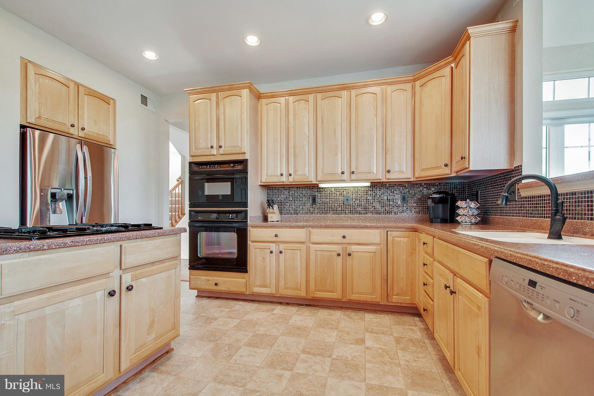18608 Broken Oak Road Boyds, MD 20841 - Photo 7 of 30 Kitchen