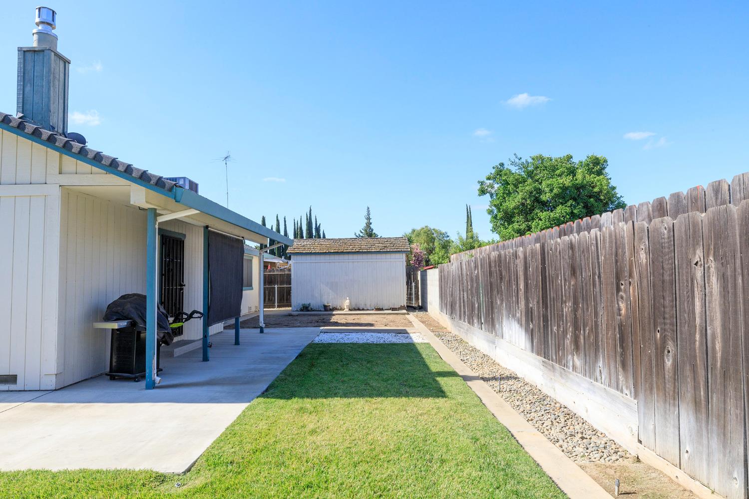 1647 Running Ceres, CA 95307 - Photo 47 of 55