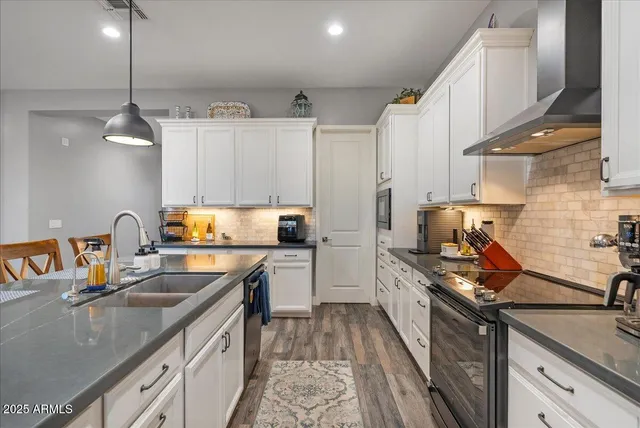 $1,225,000 | 934 North 104th Street, Mesa, AZ 85207