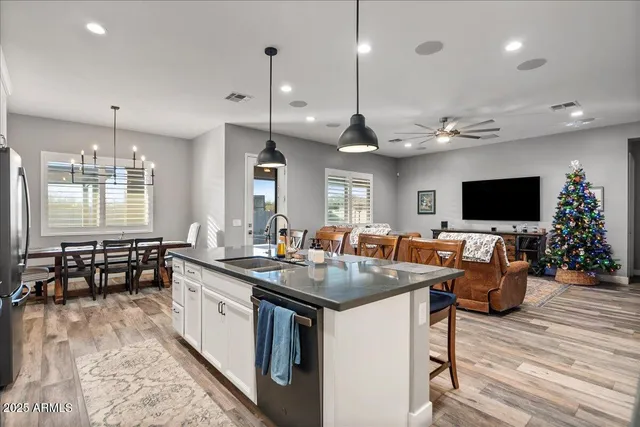 $1,225,000 | 934 North 104th Street, Mesa, AZ 85207