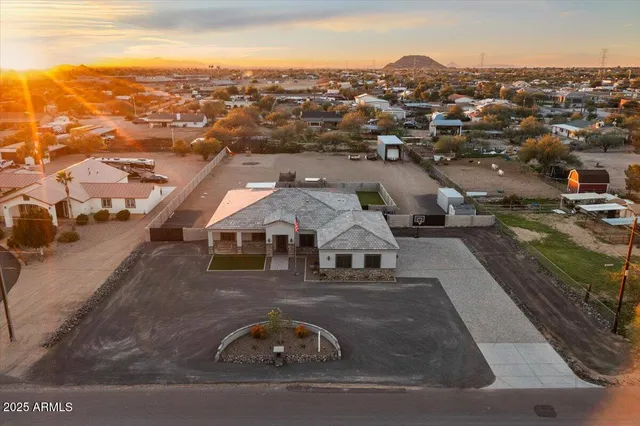 $1,225,000 | 934 North 104th Street, Mesa, AZ 85207