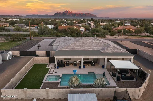 $1,225,000 | 934 North 104th Street, Mesa, AZ 85207