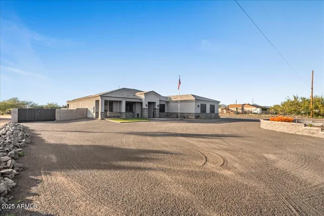 $1,225,000 | 934 North 104th Street, Mesa, AZ 85207