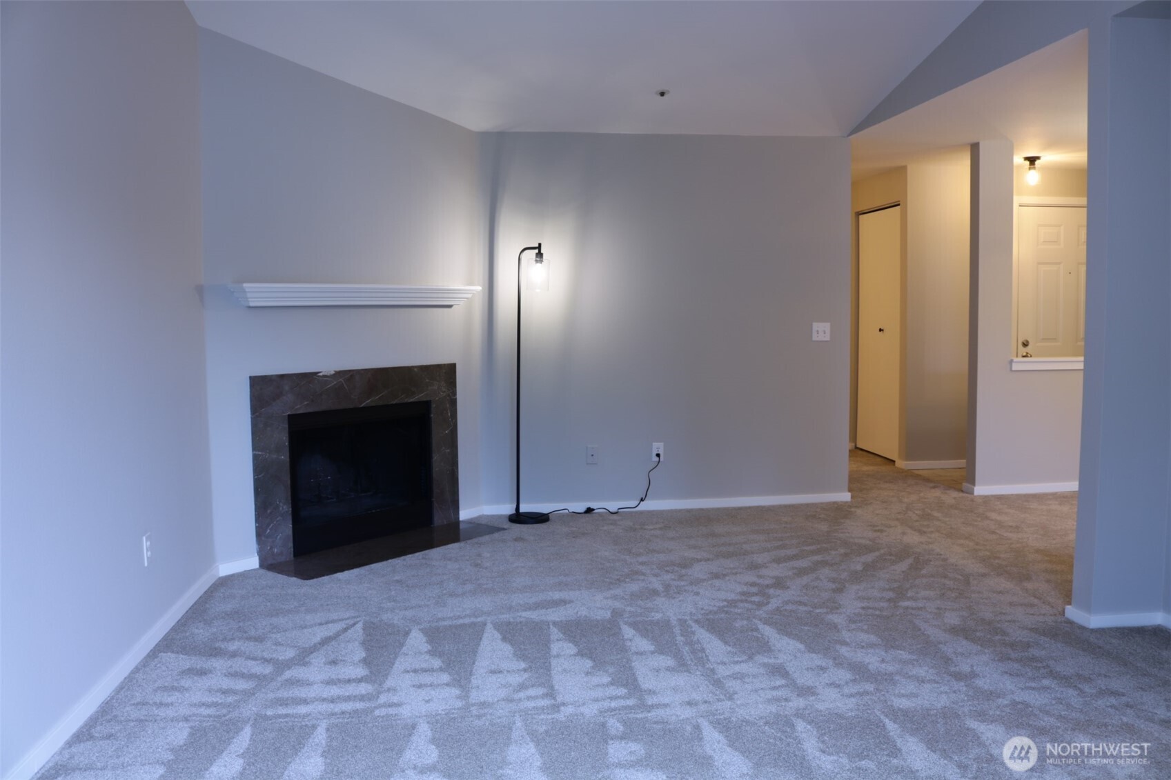 7453 Newcastle Golf Club Road, Unit D304 Newcastle, WA 98059 - Photo 3 of 40