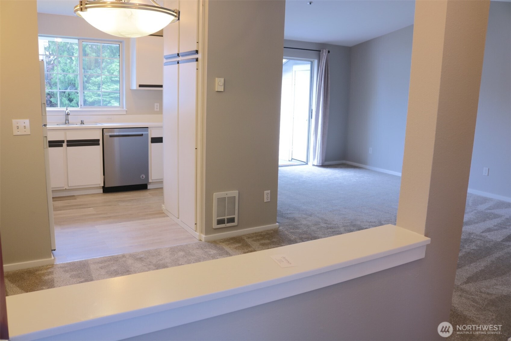 7453 Newcastle Golf Club Road, Unit D304 Newcastle, WA 98059 - Photo 4 of 40