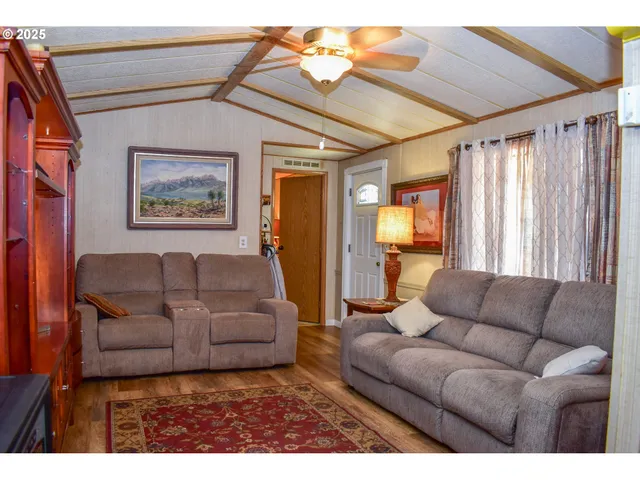 $72,500 | 4425 West Main Street, Unit 31, Medford, OR 97501